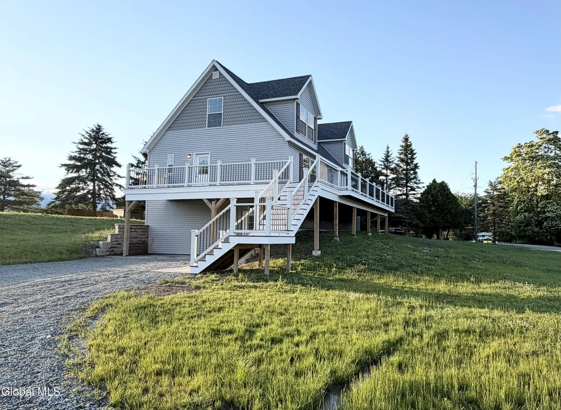 Photo of 56 Outlet Drive
