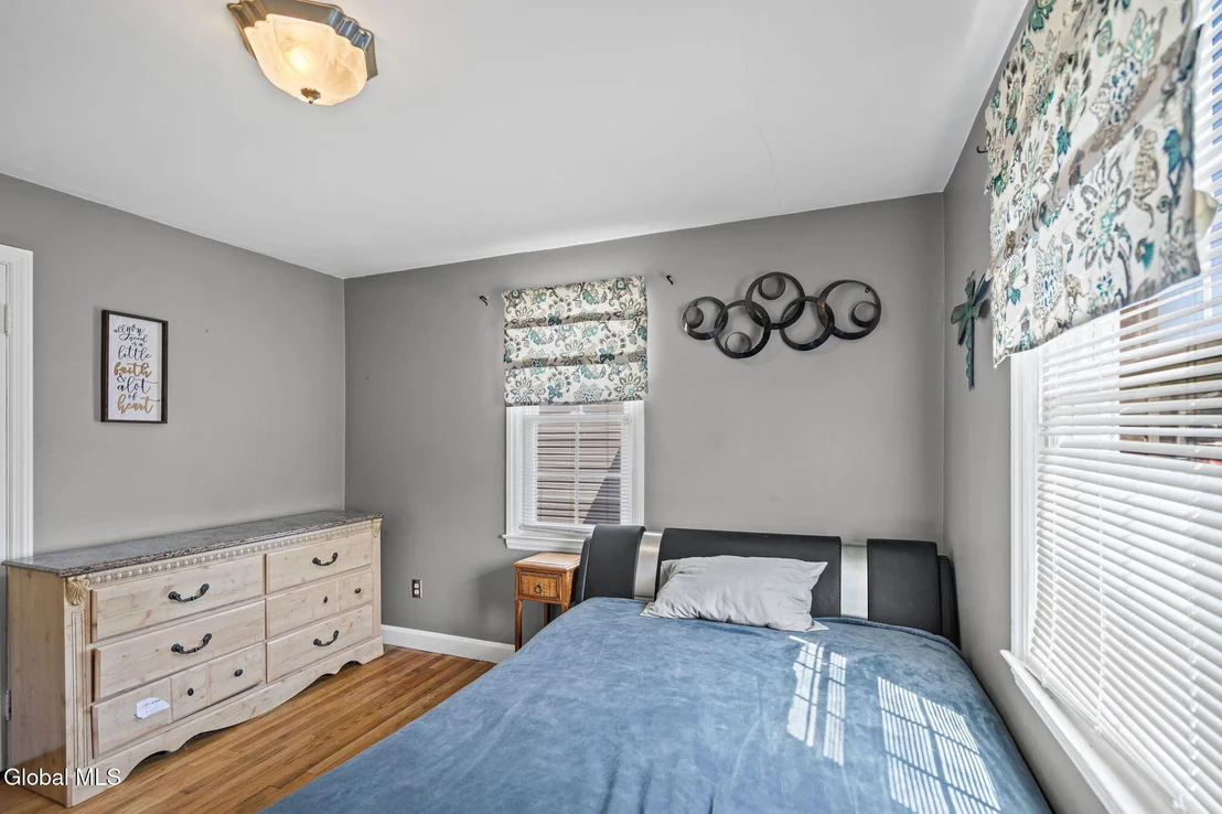 Photo of 1309 Sumner Avenue