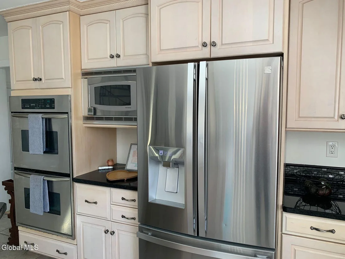 Photo of 2820 Balltown Road