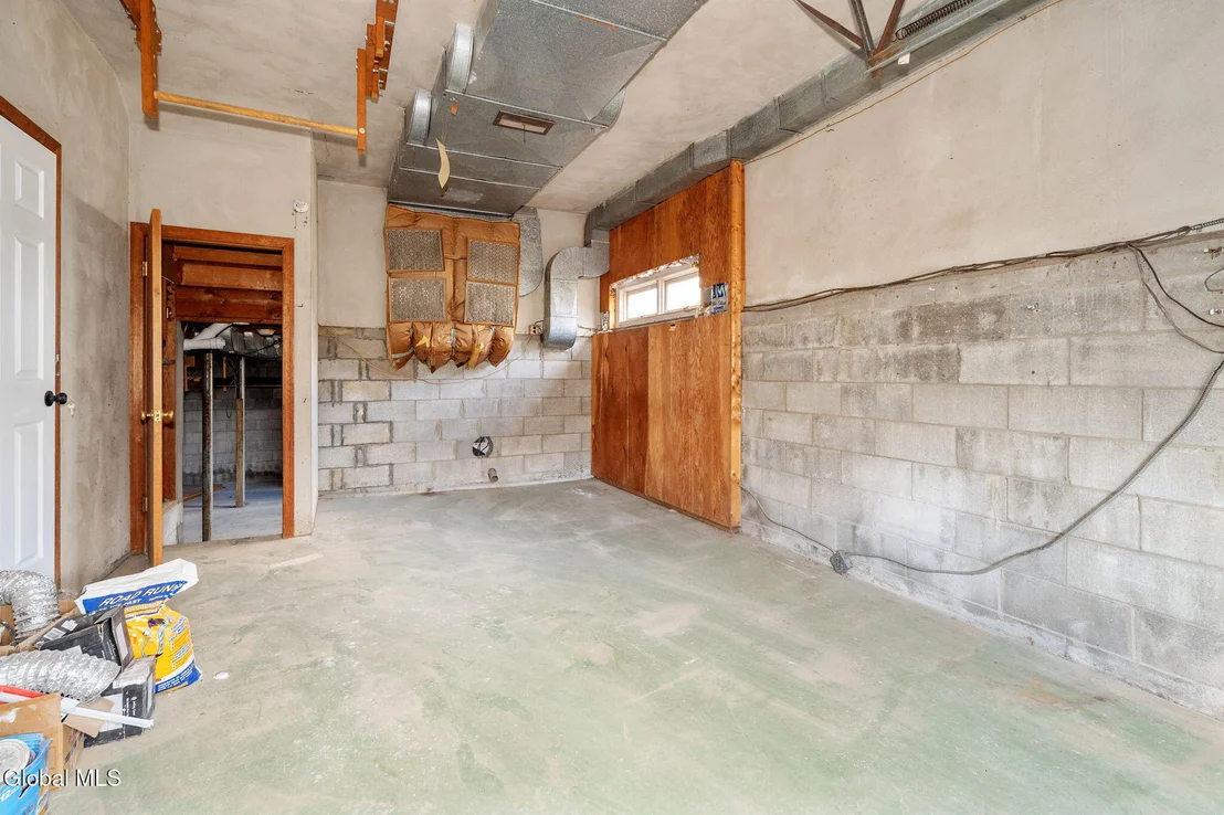 Photo of 1030 Atateka Road