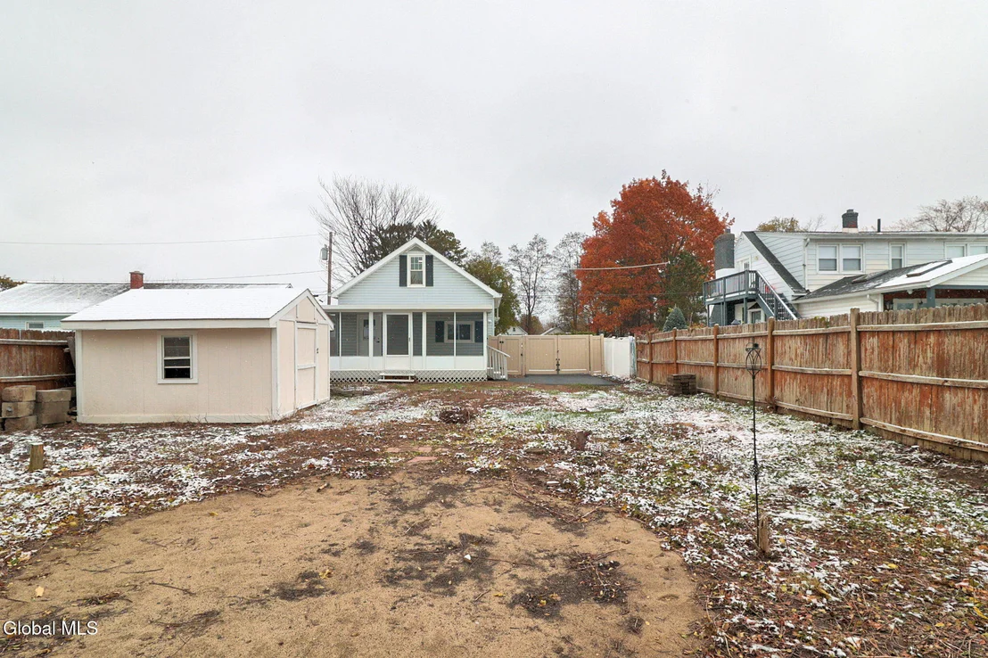 Photo of 3229 Taylor Street