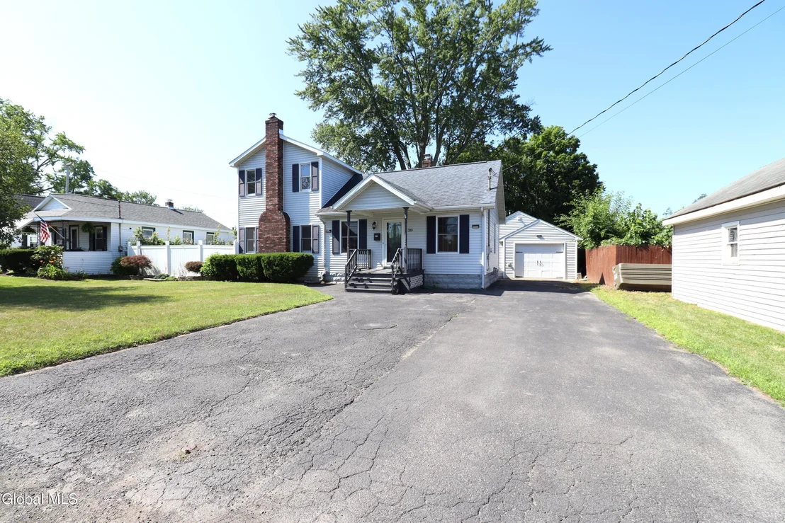 Photo of 319 Melrose Street