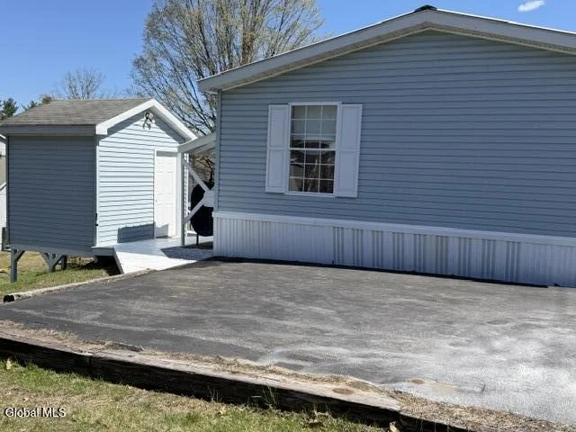 Photo of 52 2nd Avenue