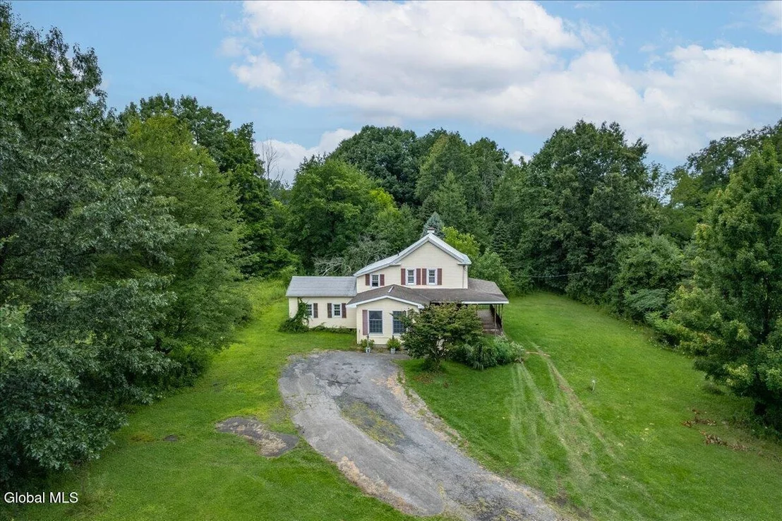 Photo of 4070 River Road