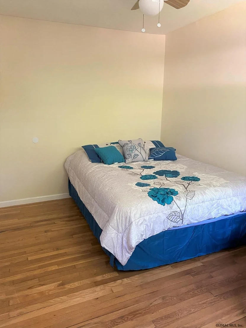 Photo of 4 JEAN Place