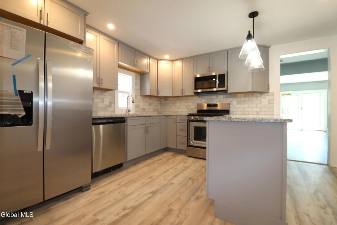 Photo of 417 Eleanor Street