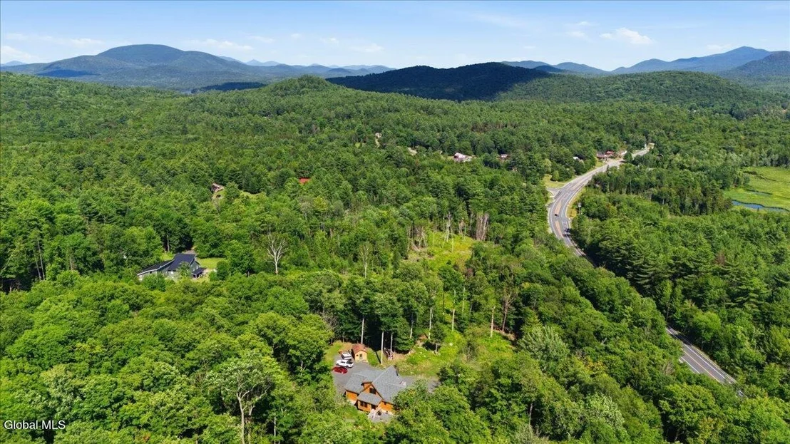 Photo of 1482 Tupper Road