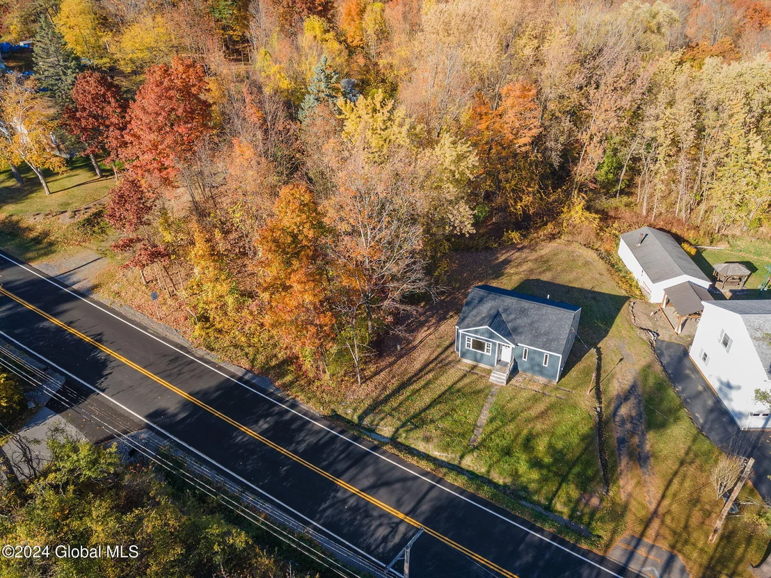 Photo of 388 Gordon Road