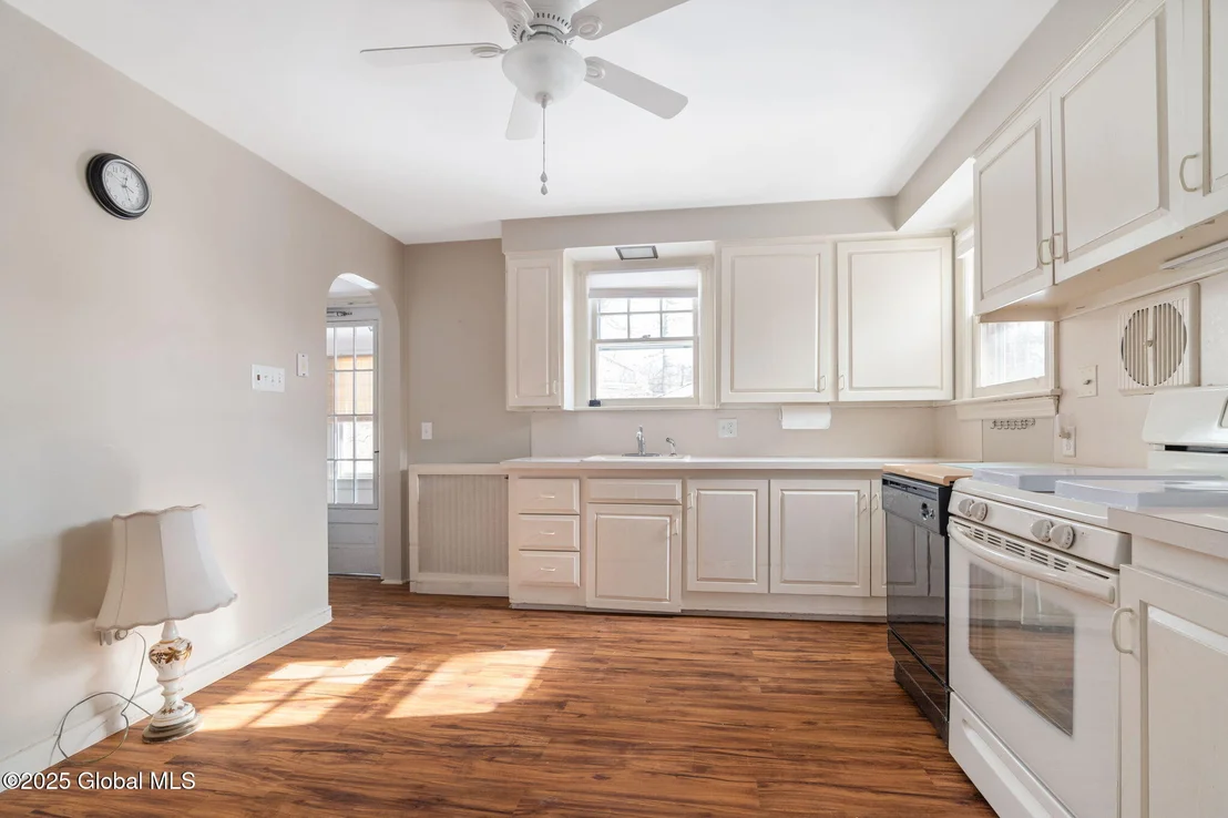 Photo of 1734 Randolph Road