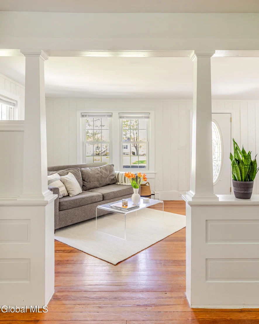 Photo of 330 Pine Bush Road