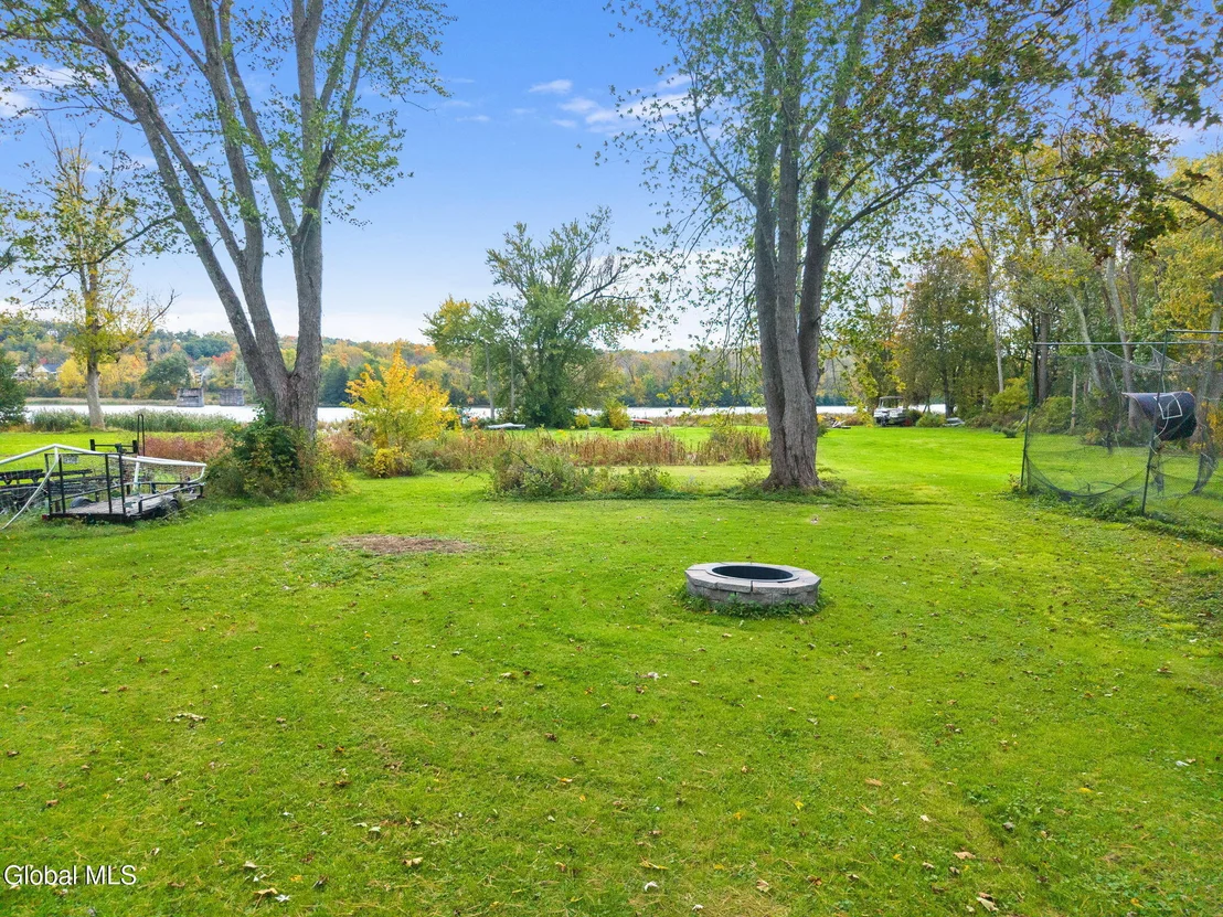 Photo of 246 Riverside Place