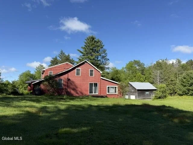 Photo of 28 Starcrest Drive