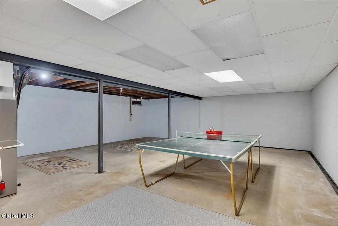 Photo of 109 Oakwood Drive