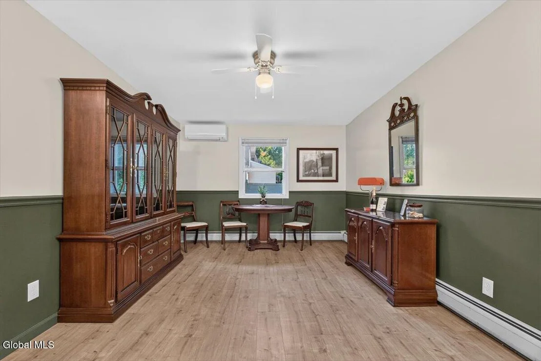 Photo of 8 Cypress Pt
