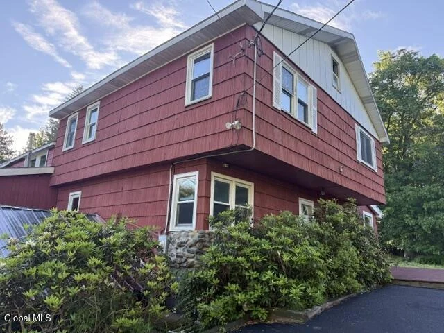 Photo of 28 Starcrest Drive