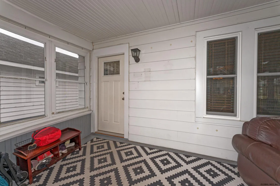Photo of 308 SANDERS Avenue
