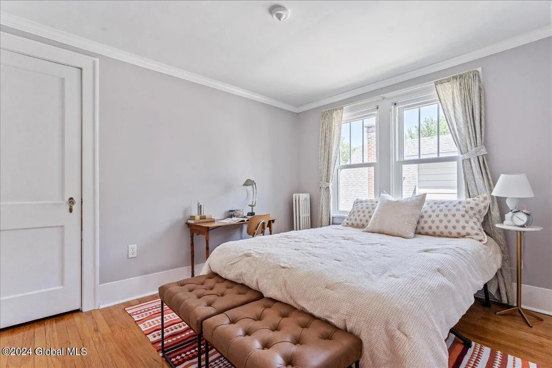 Photo of 1102 Baker Avenue