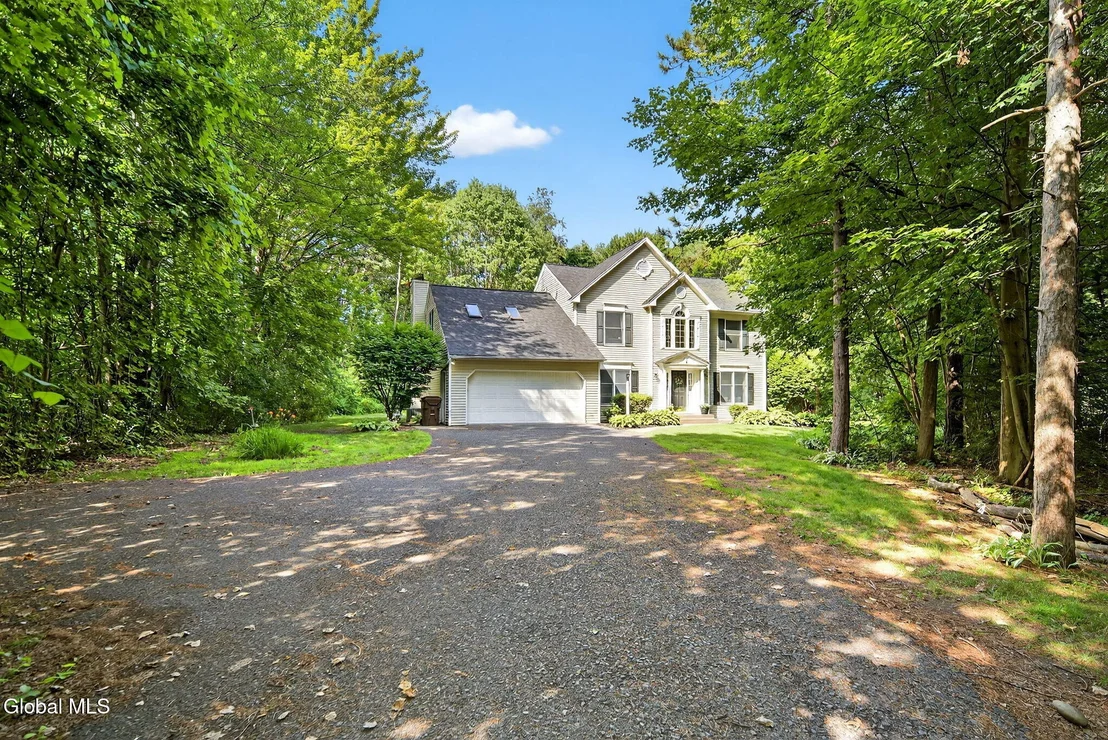 Photo of 72 Maple Road