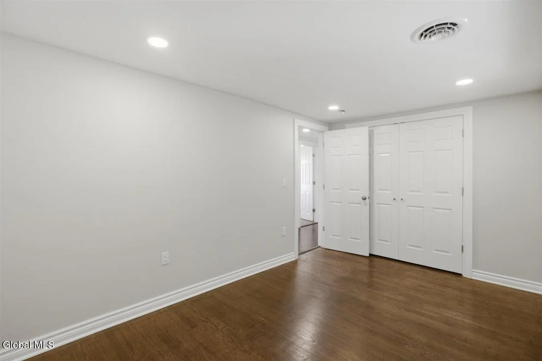 Photo of 335 Maple Road
