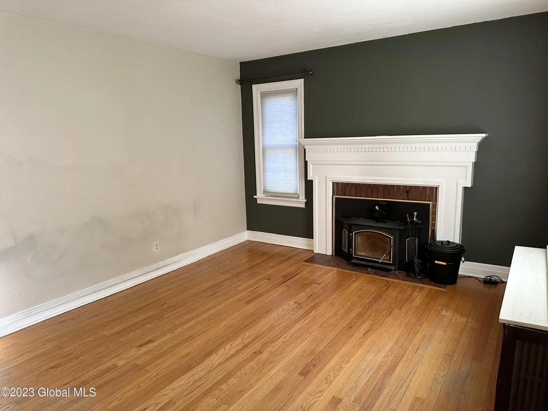 Photo of 14 Berncliff Avenue