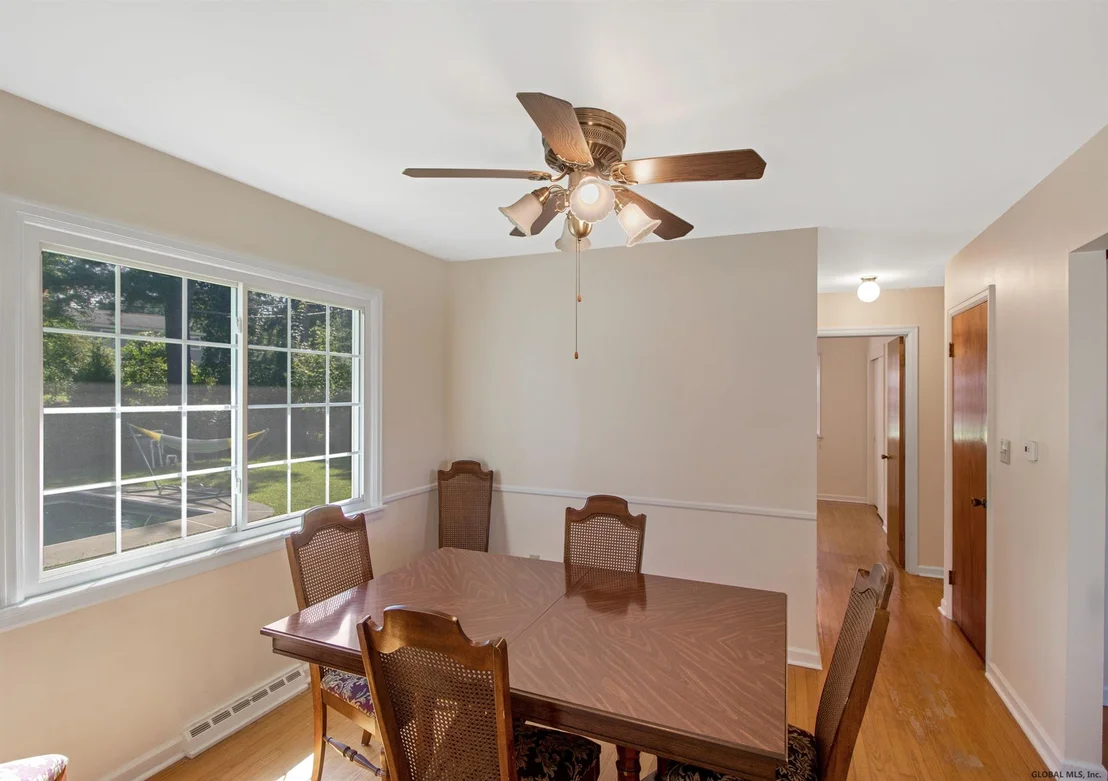 Photo of 2158 RIVER Road