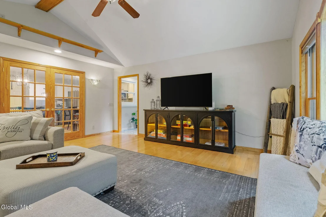 Photo of 125 Halfmoon Drive