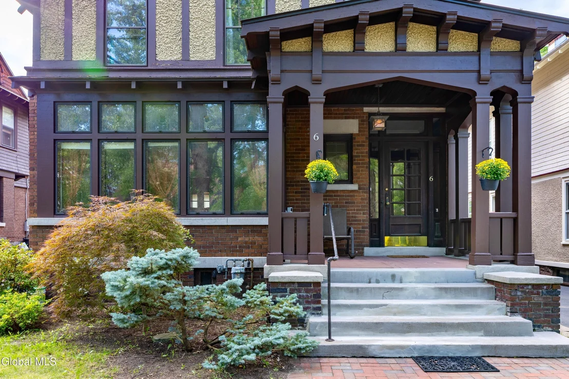 Photo of 6 Morris Avenue