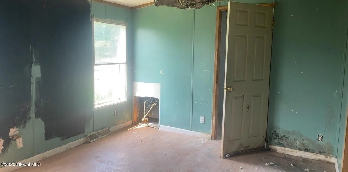 Photo of 714 W Valley Road