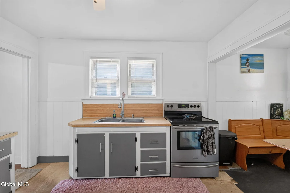 Photo of 207 Jay Street