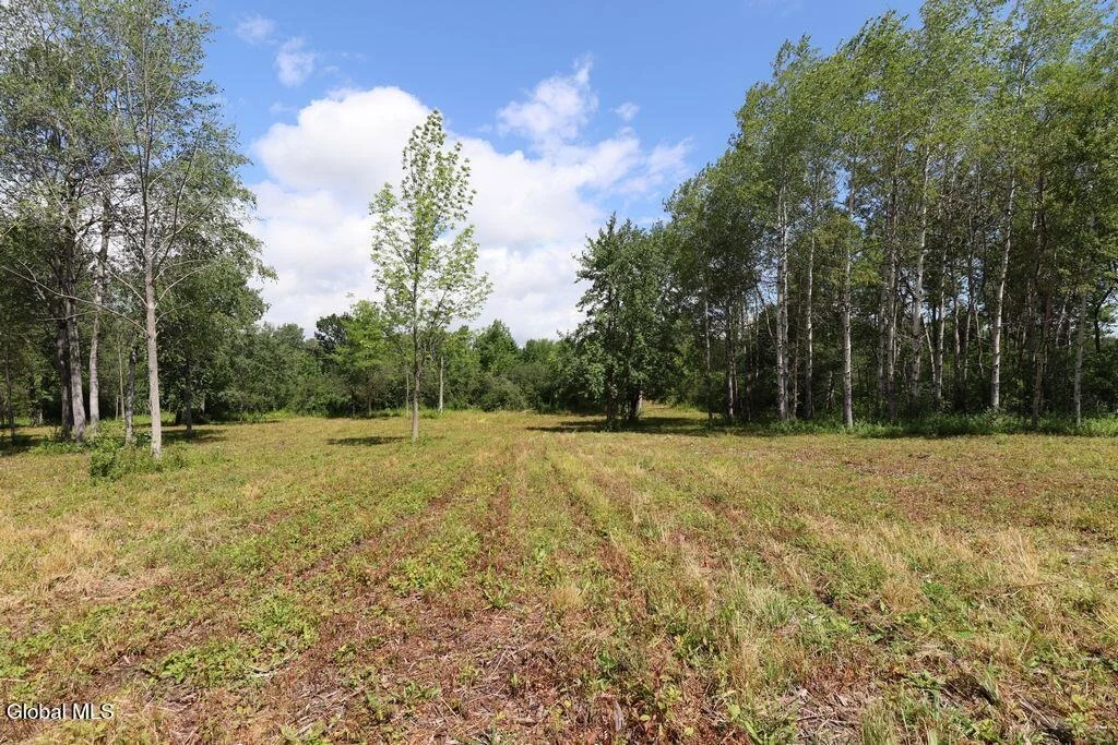 Photo of 468 Middle Road