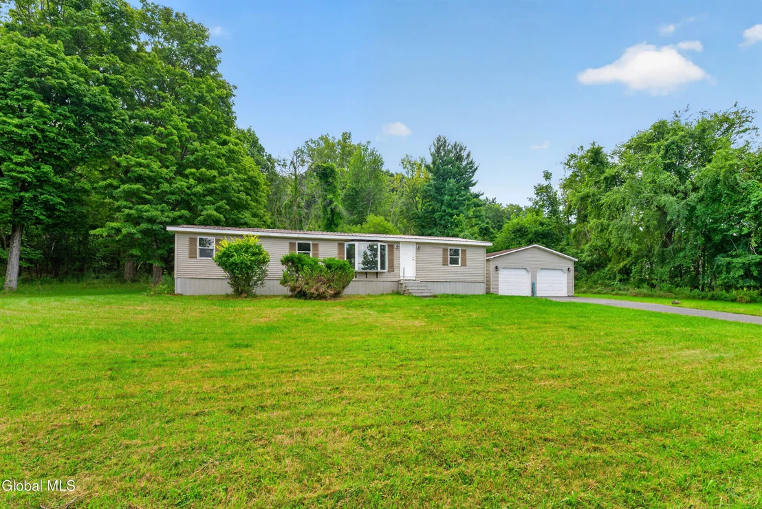 Photo of 683 Knickerbocker Road