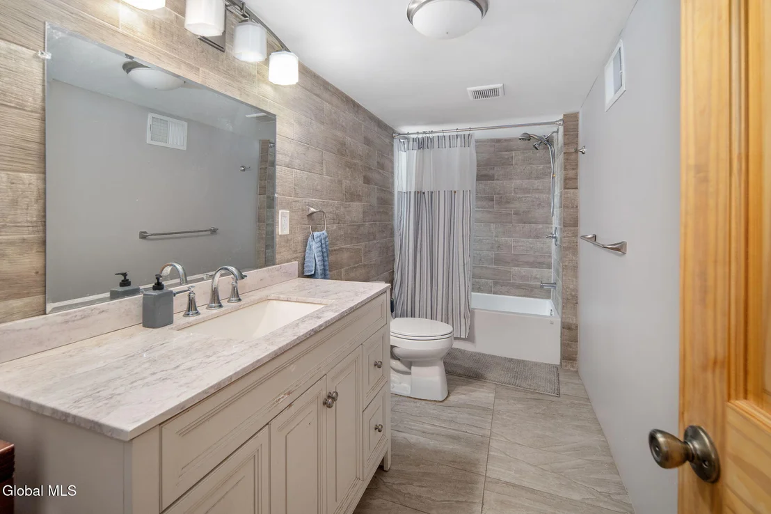 Photo of 118 Freeds Road