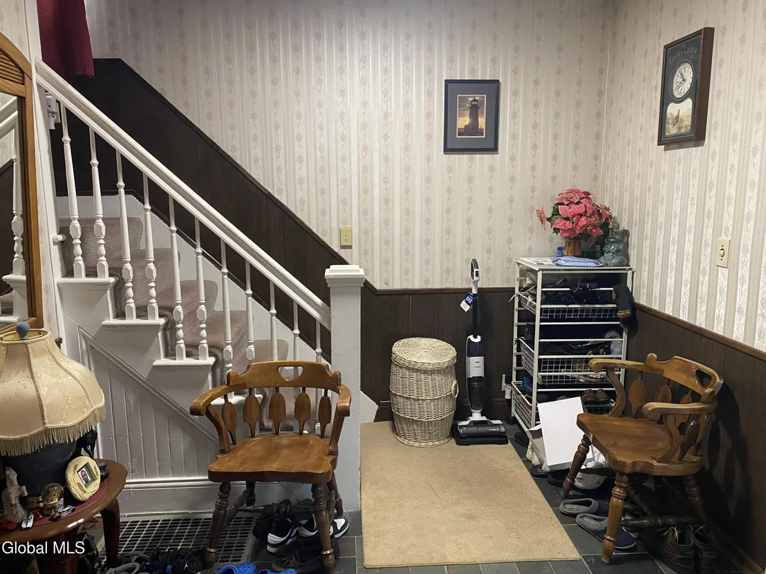 Photo of 817 Holland Road