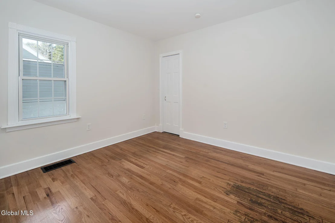 Photo of 27 Plank Road