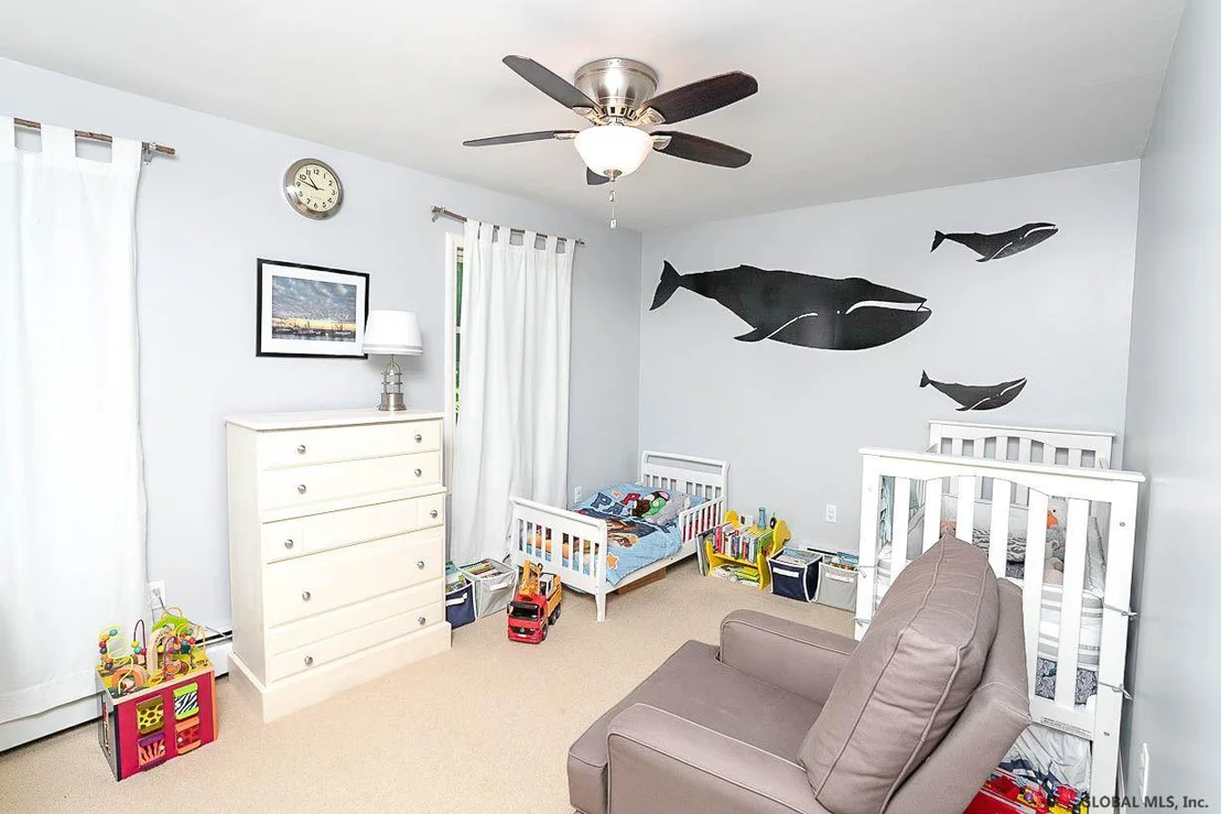 Photo of 31 OXFORD Circle