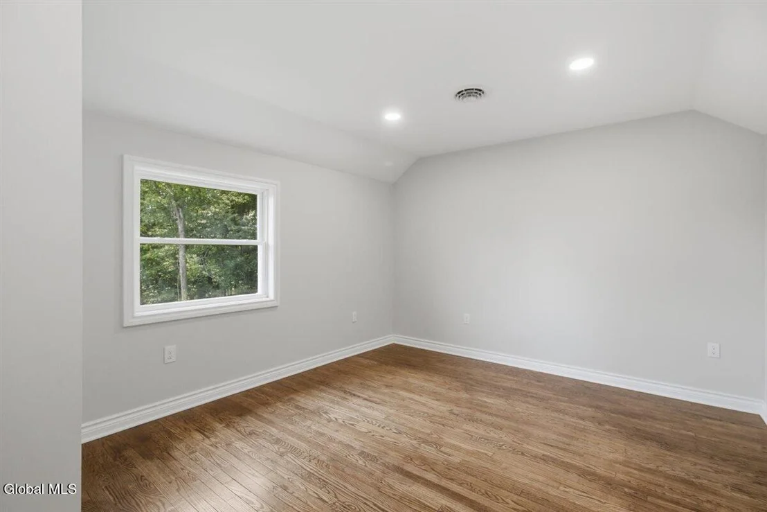 Photo of 335 Maple Road