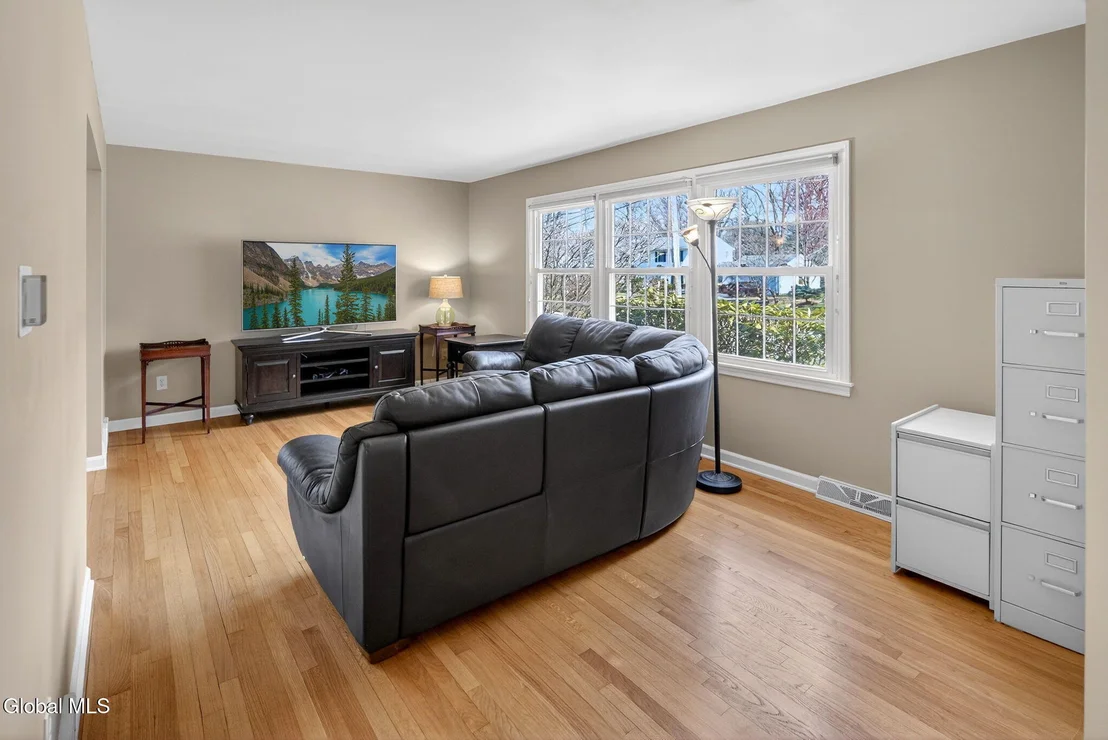 Photo of 17 Tamarack Lane