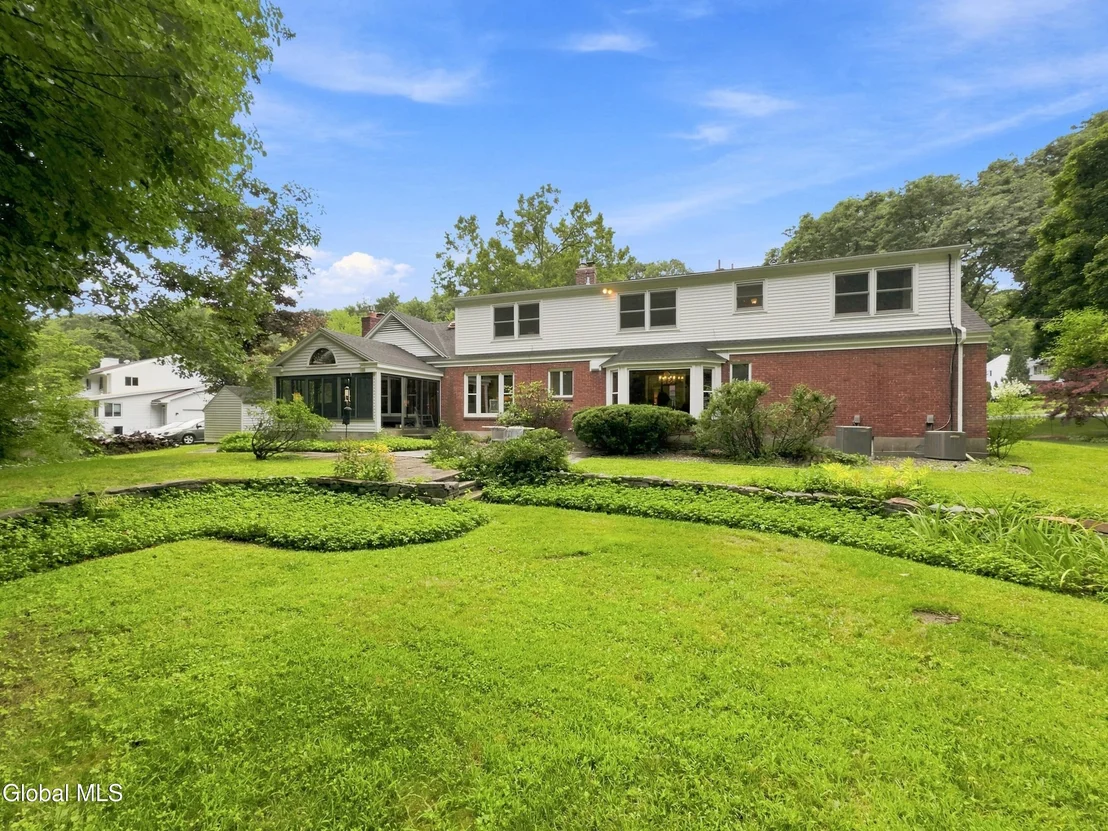 Photo of 7 Macaffer Drive
