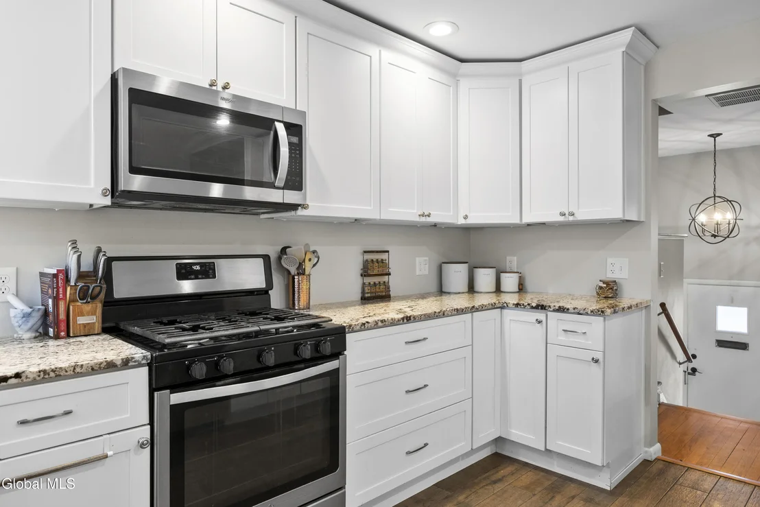 Photo of 27 Davis Avenue
