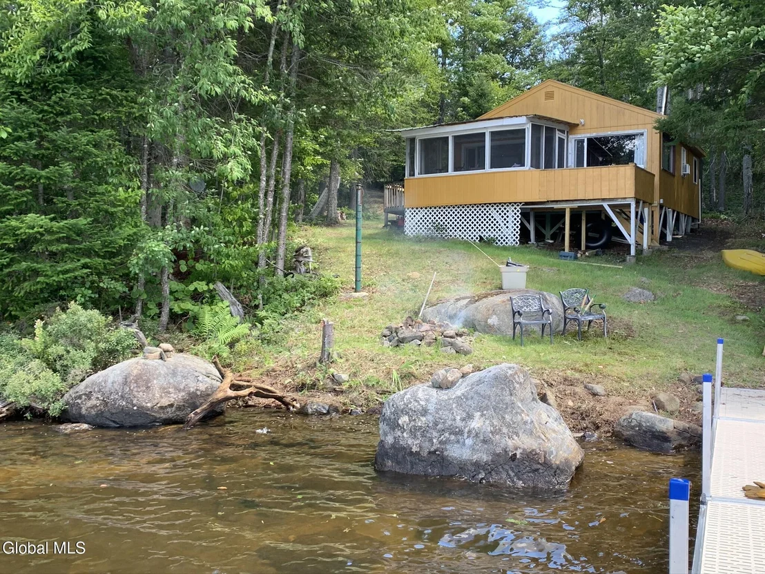 Photo of 1180 Goodnow Flow Road