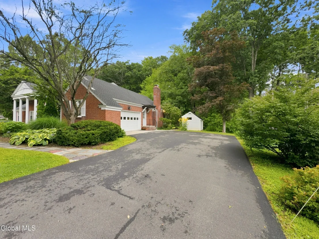 Photo of 7 Macaffer Drive