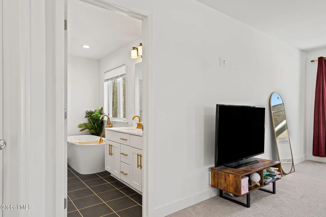 Photo of 21 Bergen Place