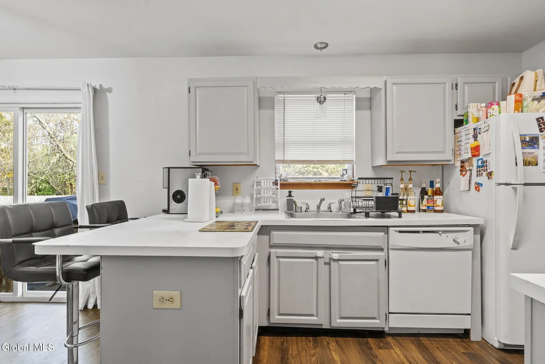 Photo of 13 Weathercrest Drive