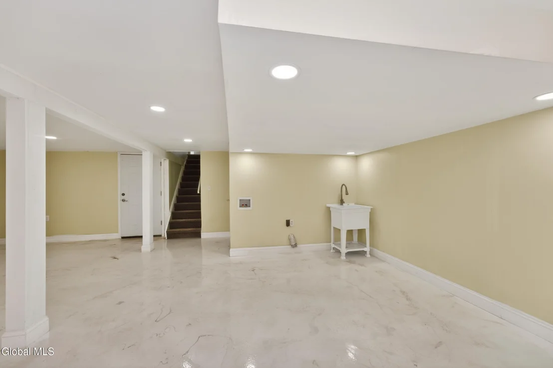 Photo of 2880 New York 22