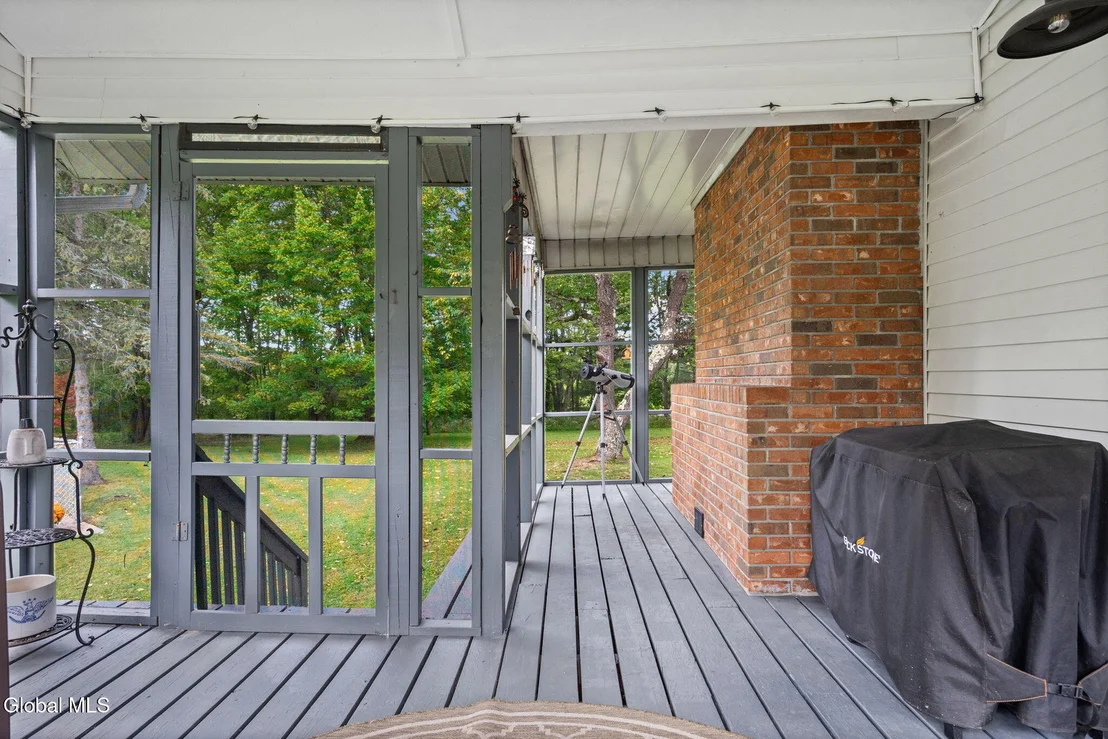 Photo of 2530 Mudge Road