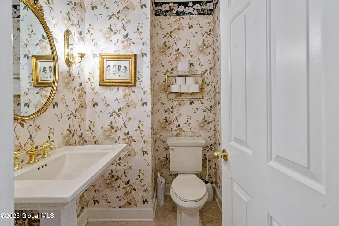 Photo of 428 Ridgehill Road