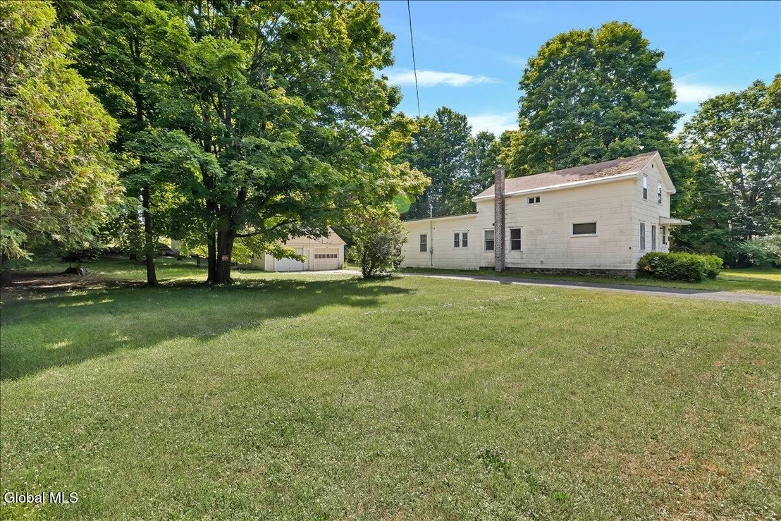 Photo of 60 Maple Avenue