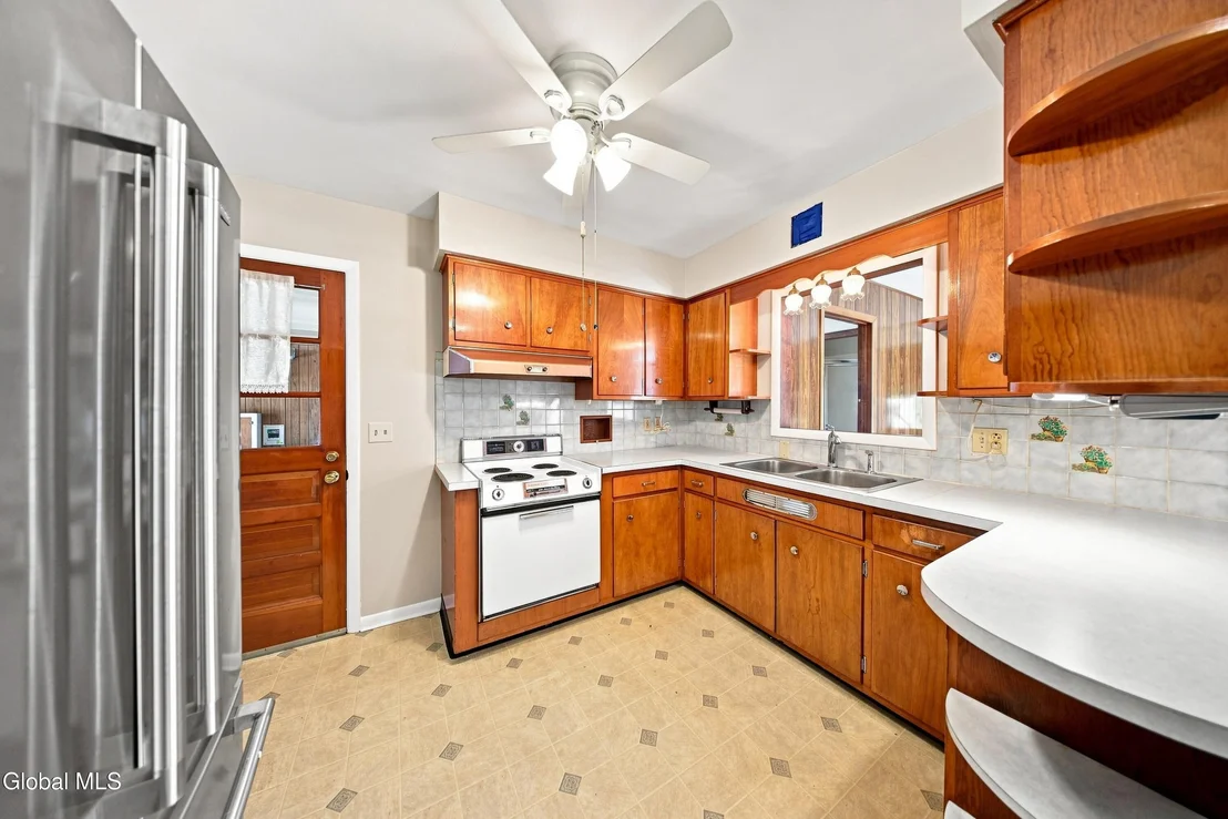 Photo of 4 Pettibone Drive
