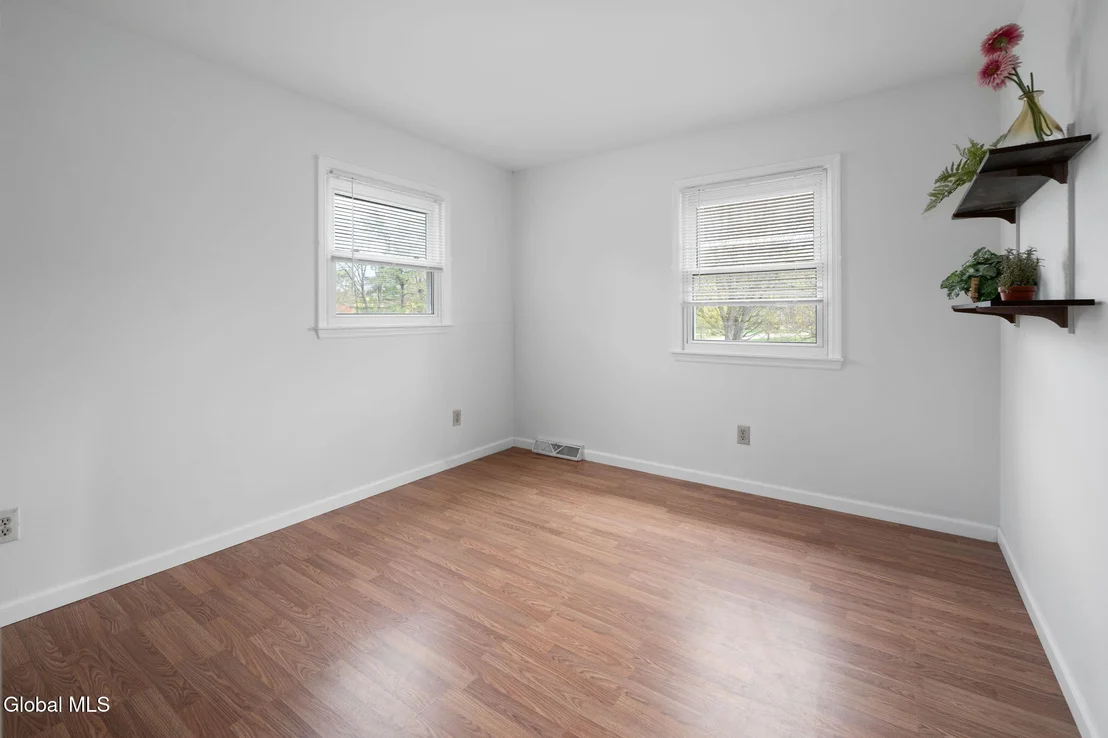 Photo of 5113 Foxwood Drive