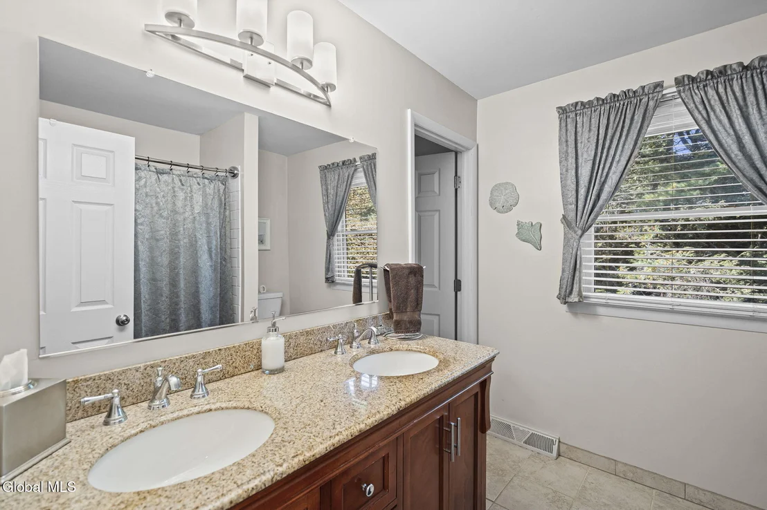 Photo of 809 Westmoreland Drive